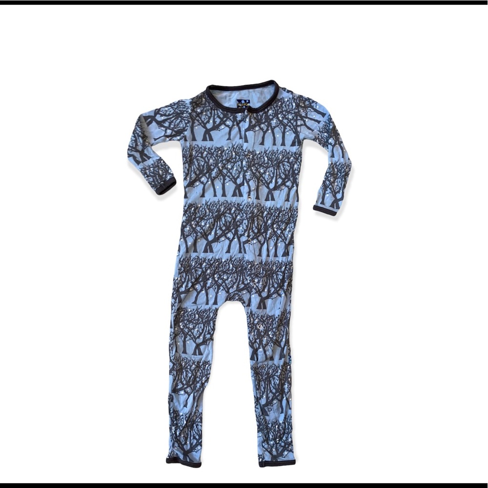 Kickee romper